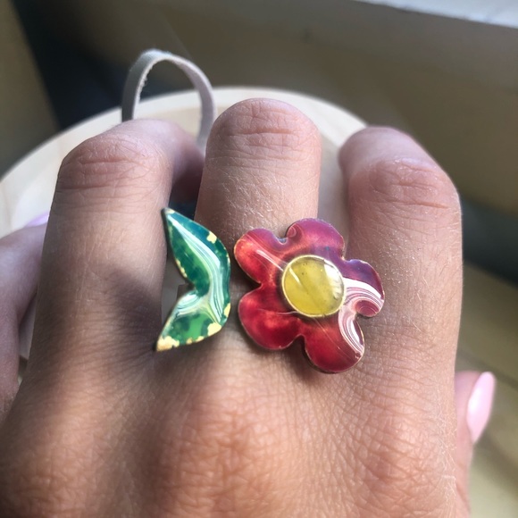 Flower ring - Picture 3 of 3
